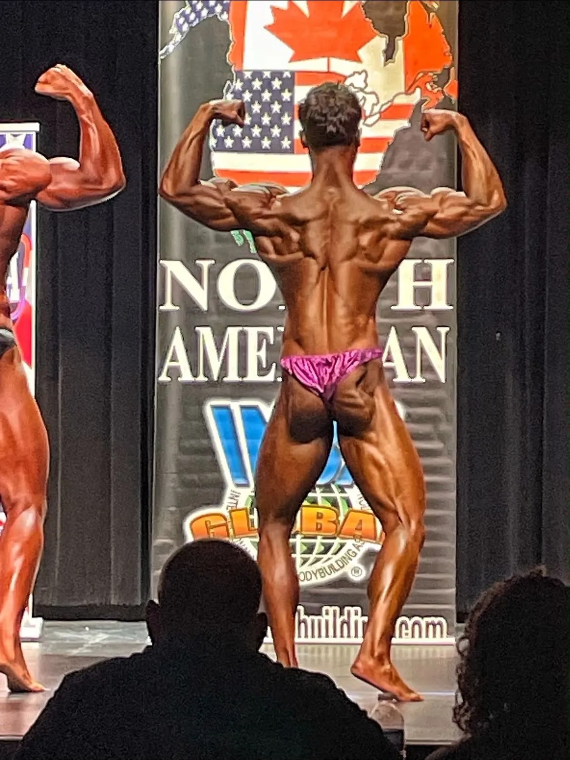 Back double biceps comparison on the INBF stage